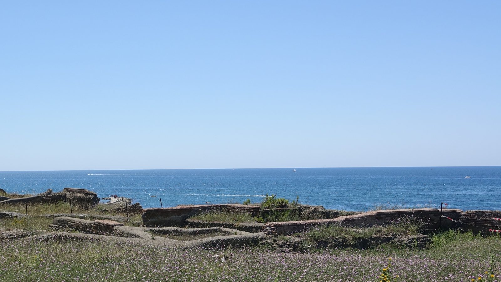 Resti del piano alto della Villa Imperiale di Anzio